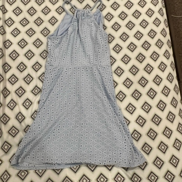 Causal Dress - Picture 2 of 3